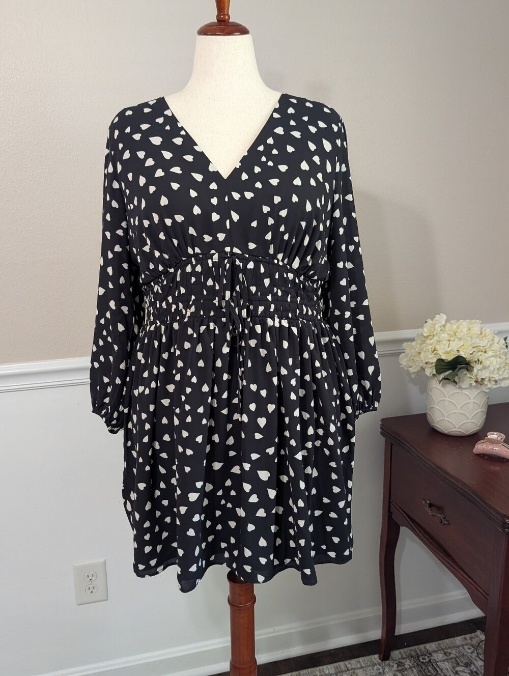 Loft Black And White Heart Dress With Tie Waist, Size 16 Petite - Picture 2 of 8